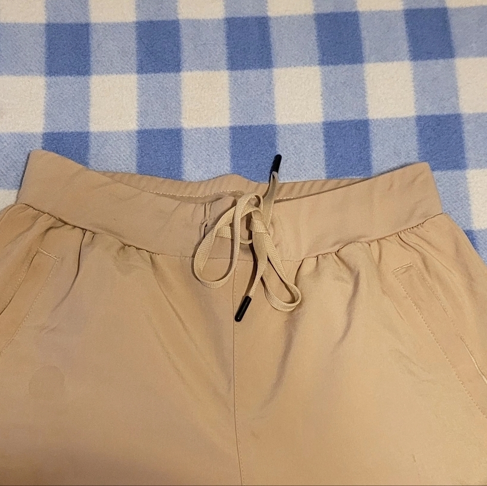 Ladies Feather Light Khaki Joggers/ Cargo Pants. Size Small. Sooo Comfortable. - Picture 6 of 7